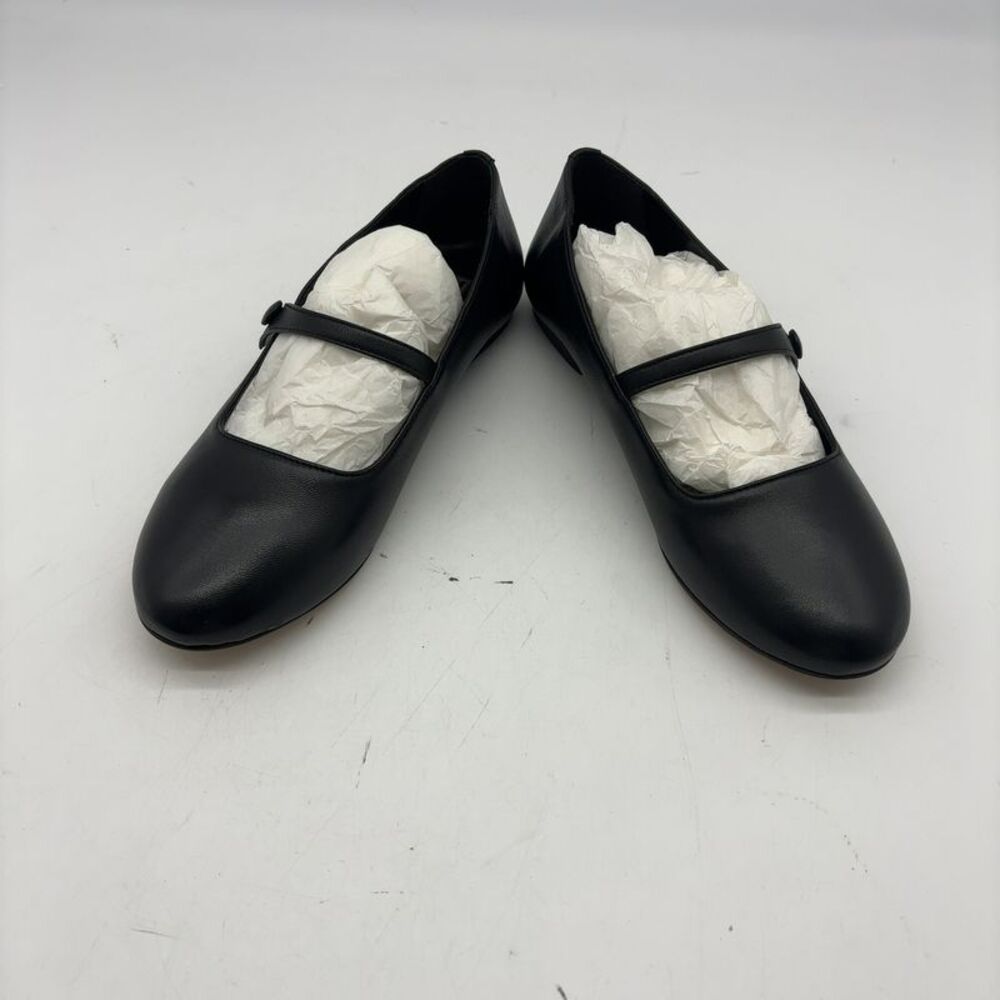 M by Bruno Magli Sofia Leather Flat